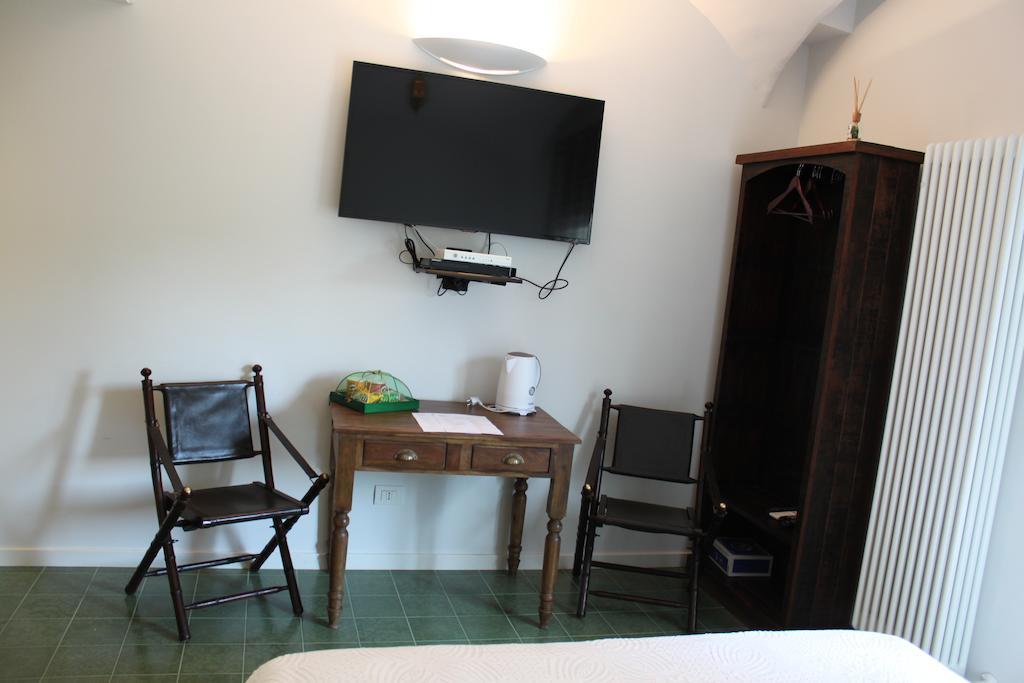 Bed and Breakfast Abracadabra Tortona Mailand Zimmer foto
