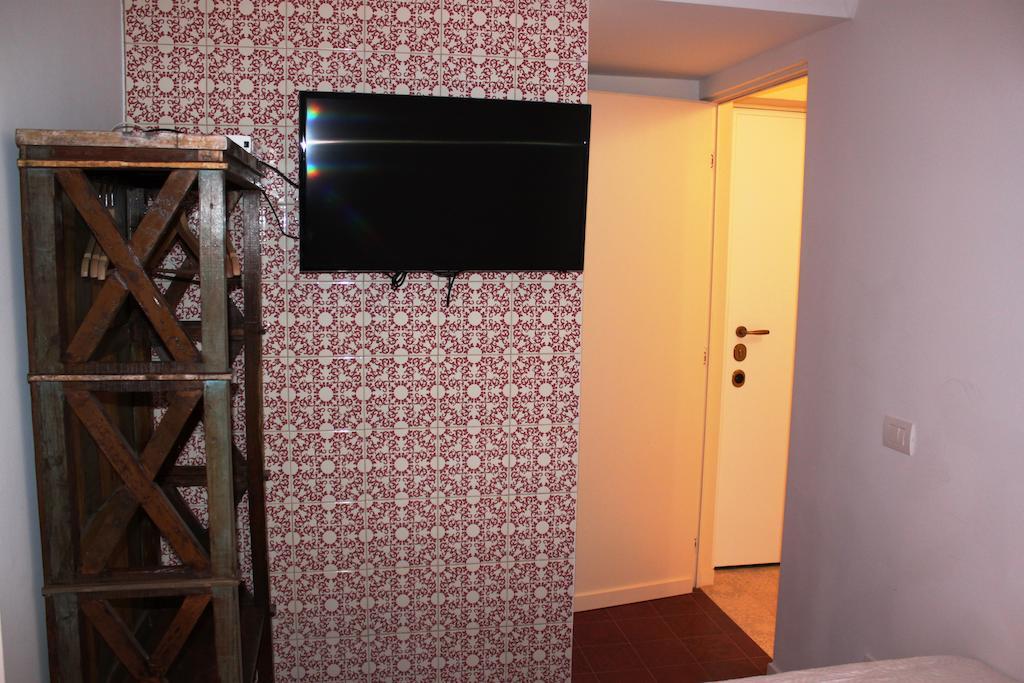 Bed and Breakfast Abracadabra Tortona Mailand Zimmer foto